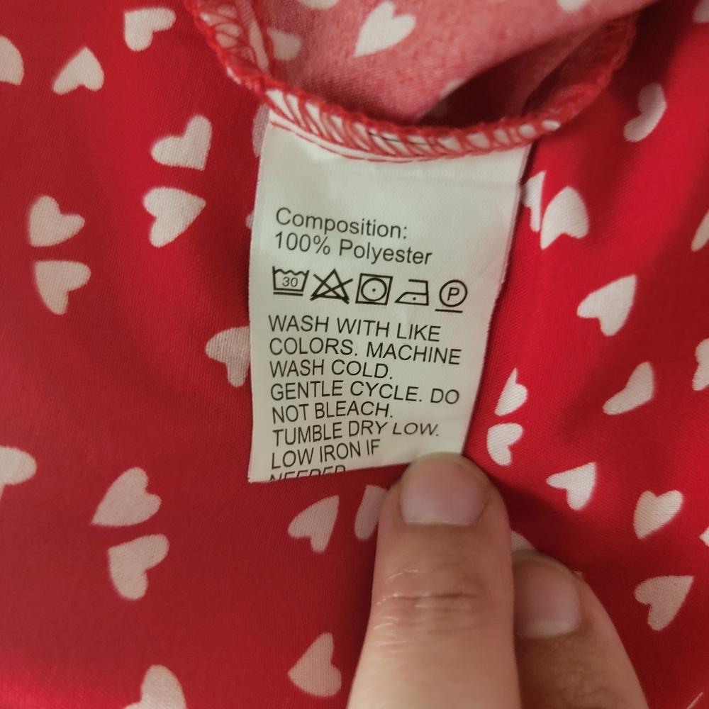 Shein Curve | Plunging Neck Red Dress With Confetti White Hearts - Picture 8 of 9